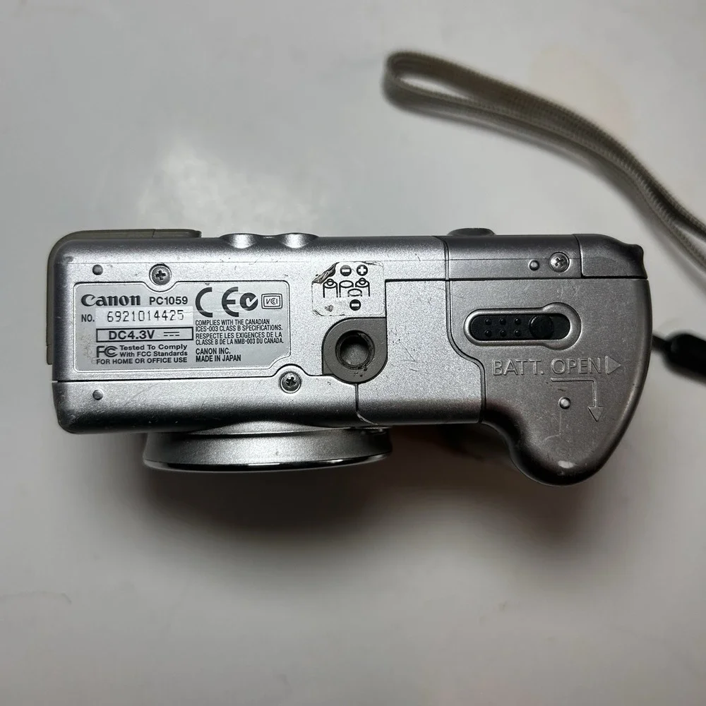 CANON PowerShot A80 Digital Camera, Silver, 4.0MP, Screen Not Working
